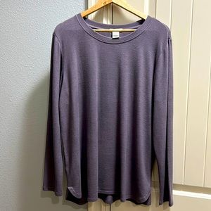 Women’s XXL - long sleeve tunic sweater, color is Plum